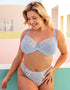 Model wears a size 32H