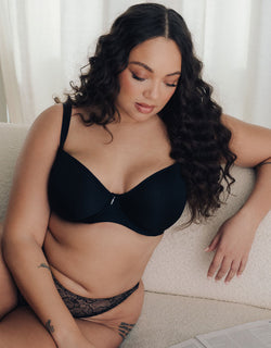 Curvy Kate Smoothie Spacer Moulded T-Shirt Plunge Bra Black