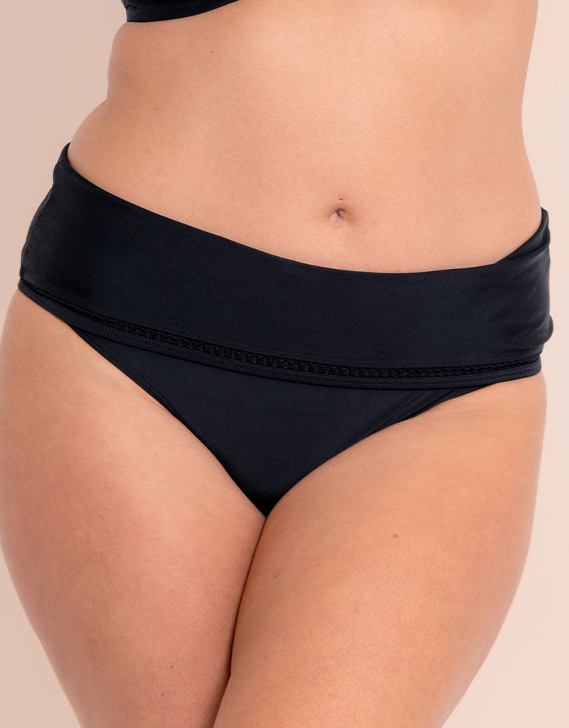 Curvy Kate First Class Deep Fold Over Bikini Brief Black – Curvy