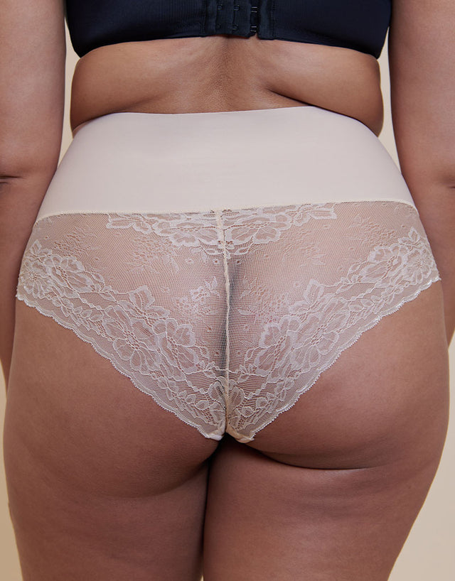 Magic Tummy Shaper Lace Control Brief Latte Beige