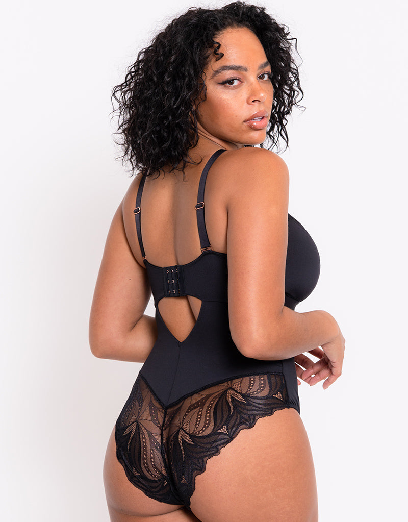 Scantilly Indulgence Stretch Lace Body Black/Latte – Curvy Kate UK